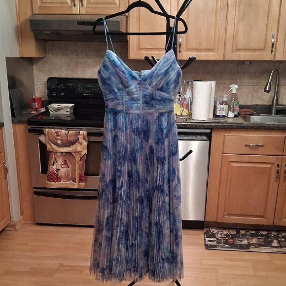 Betsy Adam Dresses & Skirts - Chic Blue Pleated Maxi Dress